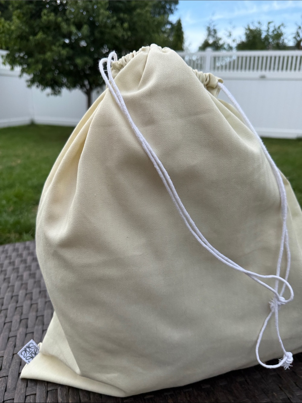 NWOT Loewe Medium Basket Bag - Picture 11 of 11